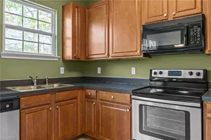 4143 Tarrant Trace Cir, High Point, NC 27265 - Photo 19