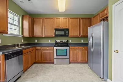 4143 Tarrant Trace Circle, High Point, NC 27265 - Photo 17