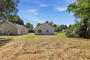 408 Dobson St, Kernersville, NC 27284 - Photo 27