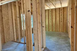 408 Dobson St, Kernersville, NC 27284 - Photo 5