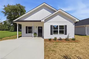 408 Dobson St, Kernersville, NC 27284 - Photo 1