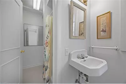 415 S Poplar Street, Winston-Salem, NC 27101 - Photo 37