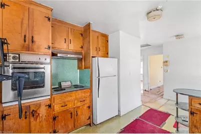 900 W Monroe Street, Mayodan, NC 27027 - Photo 15