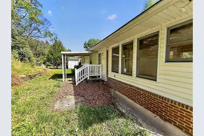 5401 Bayberry Lane, Greensboro, NC 27455 - Photo 23