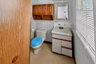 5401 Bayberry Ln, Greensboro, NC 27455 - Photo 17