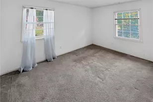 5401 Bayberry Ln, Greensboro, NC 27455 - Photo 11