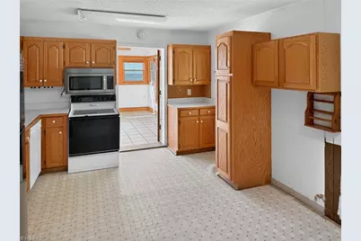 5401 Bayberry Lane, Greensboro, NC 27455 - Photo 5