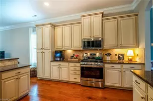 5584 Foxgate Cir, Winston-Salem, NC 27106 - Photo 21