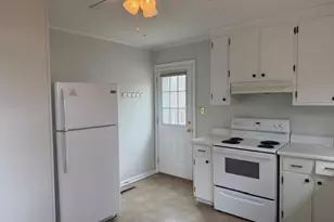 618 Crescent Dr, Reidsville, NC 27320 - Photo 3