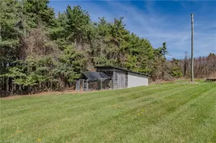 11325 Glade Valley Rd, Ennice, NC 28623 - Photo 41