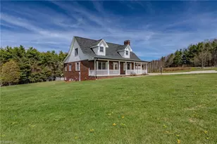 11325 Glade Valley Rd, Ennice, NC 28623 - Photo 3