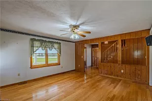 11325 Glade Valley Rd, Ennice, NC 28623 - Photo 17