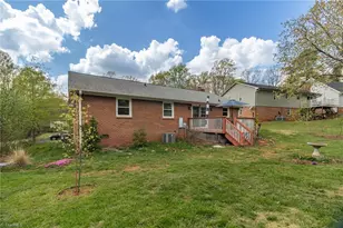 343 Merrimont Dr, Winston-Salem, NC 27106 - Photo 31