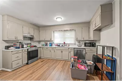 1615 Rankin Road, Greensboro, NC 27405 - Photo 9