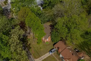 1615 Rankin Rd, Greensboro, NC 27405 - Photo 35