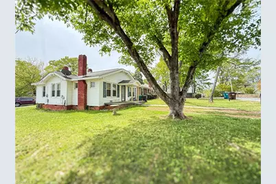 212 E Moore Avenue, High Point, NC 27263 - Photo 5