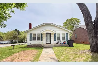 212 E Moore Avenue, High Point, NC 27263 - Photo 1