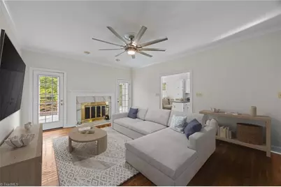 25 Saint Andrews Court, Durham, NC 27707 - Photo 5