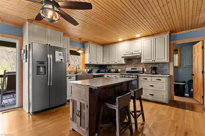 1044 Jackson Drive, Piney Creek, NC 28663 - Photo 13