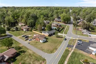 1066 Third St, Mebane, NC 27302 - Photo 37