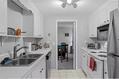 2942 Saint Marks Road #F, Winston-Salem, NC 27103 - Photo 7