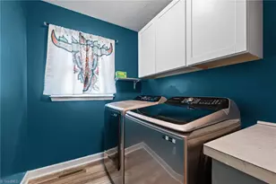 233 Rock Spring Dr, Reidsville, NC 27320 - Photo 15