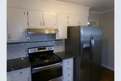 3915 Valley Court, Winston-Salem, NC 27106 - Photo 5