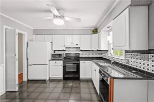 4325 Rosebriar Ln, Winston-Salem, NC 27106 - Photo 3