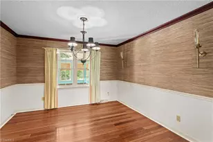 4325 Rosebriar Ln, Winston-Salem, NC 27106 - Photo 9