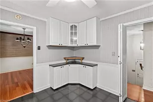 4325 Rosebriar Ln, Winston-Salem, NC 27106 - Photo 7