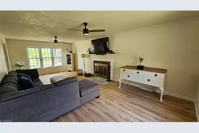 140 Allen Road, Reidsville, NC 27320 - Photo 17