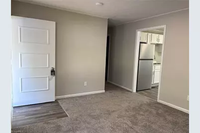 212 N 12th Avenue, Mayodan, NC 27027 - Photo 3