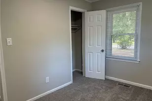 212 N 12th Ave, Mayodan, NC 27027 - Photo 15