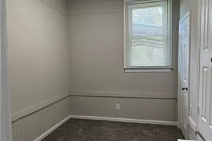 212 N 12th Ave, Mayodan, NC 27027 - Photo 9