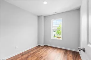 1633 Olivers Crossing Cir, Winston-Salem, NC 27127 - Photo 15