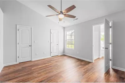 1633 Olivers Crossing Circle, Winston-Salem, NC 27127 - Photo 17