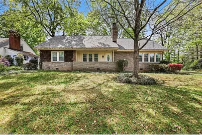 711 Quaker Lane, High Point, NC 27262 - Photo 3