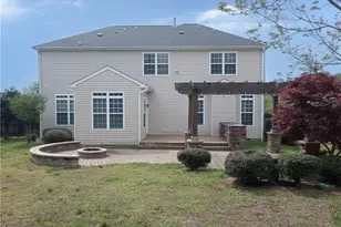 108 N Honey Locust Dr, Thomasville, NC 27360 - Photo 11