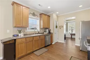 2460 Alderbrook Dr, High Point, NC 27265 - Photo 11
