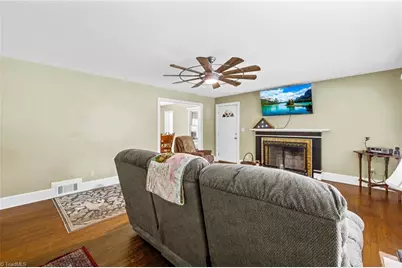 408 Woodsway Drive, Lexington, NC 27292 - Photo 9