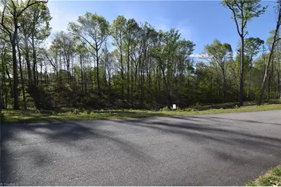 107 Fox Trace Court, Thomasville, NC 27360 - Photo 3