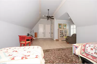 4090 Carriage Manor Cove, Winston-Salem, NC 27106 - Photo 31