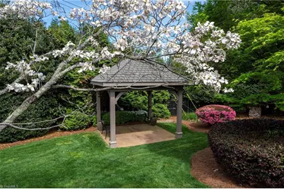 4090 Carriage Manor Cove, Winston-Salem, NC 27106 - Photo 35