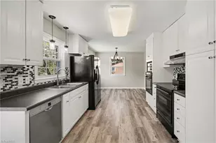 8140 Vance Rd, Kernersville, NC 27284 - Photo 9