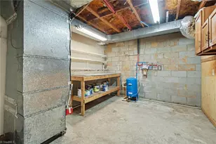 8140 Vance Rd, Kernersville, NC 27284 - Photo 23