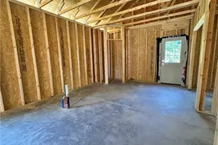 406 Dobson St, Kernersville, NC 27284 - Photo 5