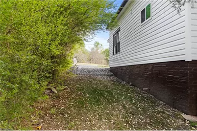 629 Lee Street, Eden, NC 27288 - Photo 33