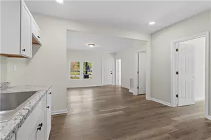 629 Lee St, Eden, NC 27288 - Photo 7