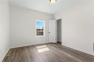 629 Lee St, Eden, NC 27288 - Photo 15