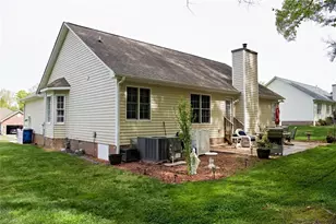 2265 Sunberry Dr, Graham, NC 27253 - Photo 9